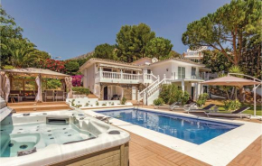 Beautiful home in Benalmadena Costa w/ WiFi, Outdoor swimming pool and 4 Bedrooms, Torremuelle